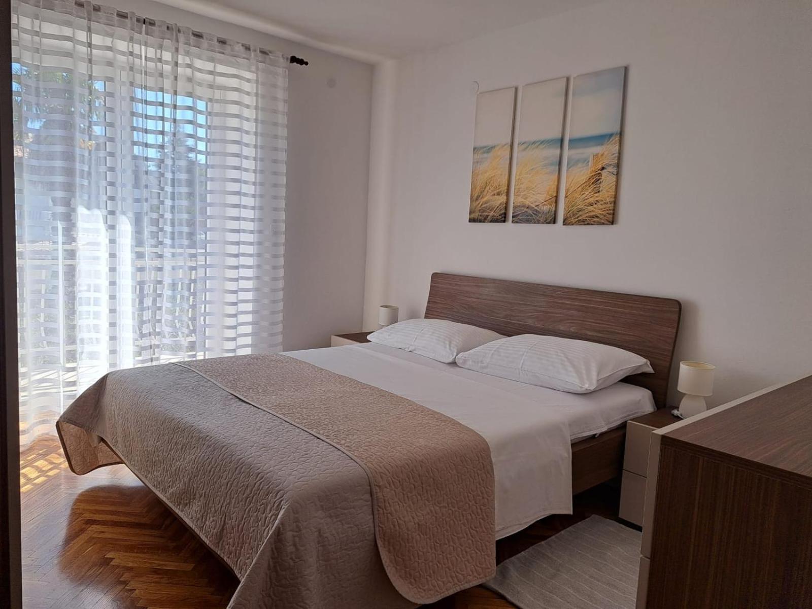 Apartments Maestral Malinska Luaran gambar