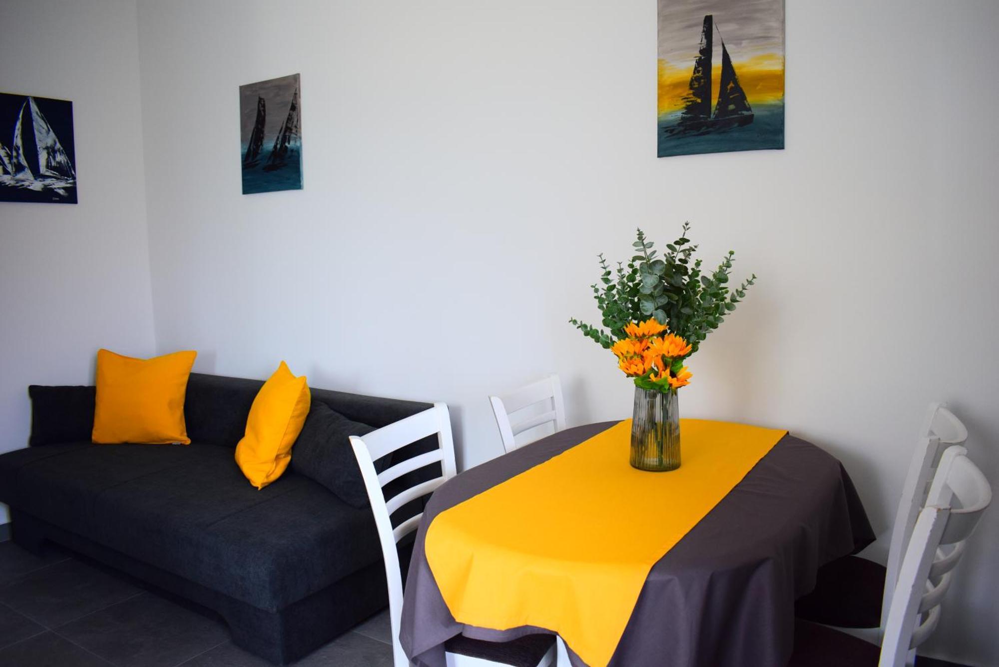 Apartments Maestral Malinska Luaran gambar