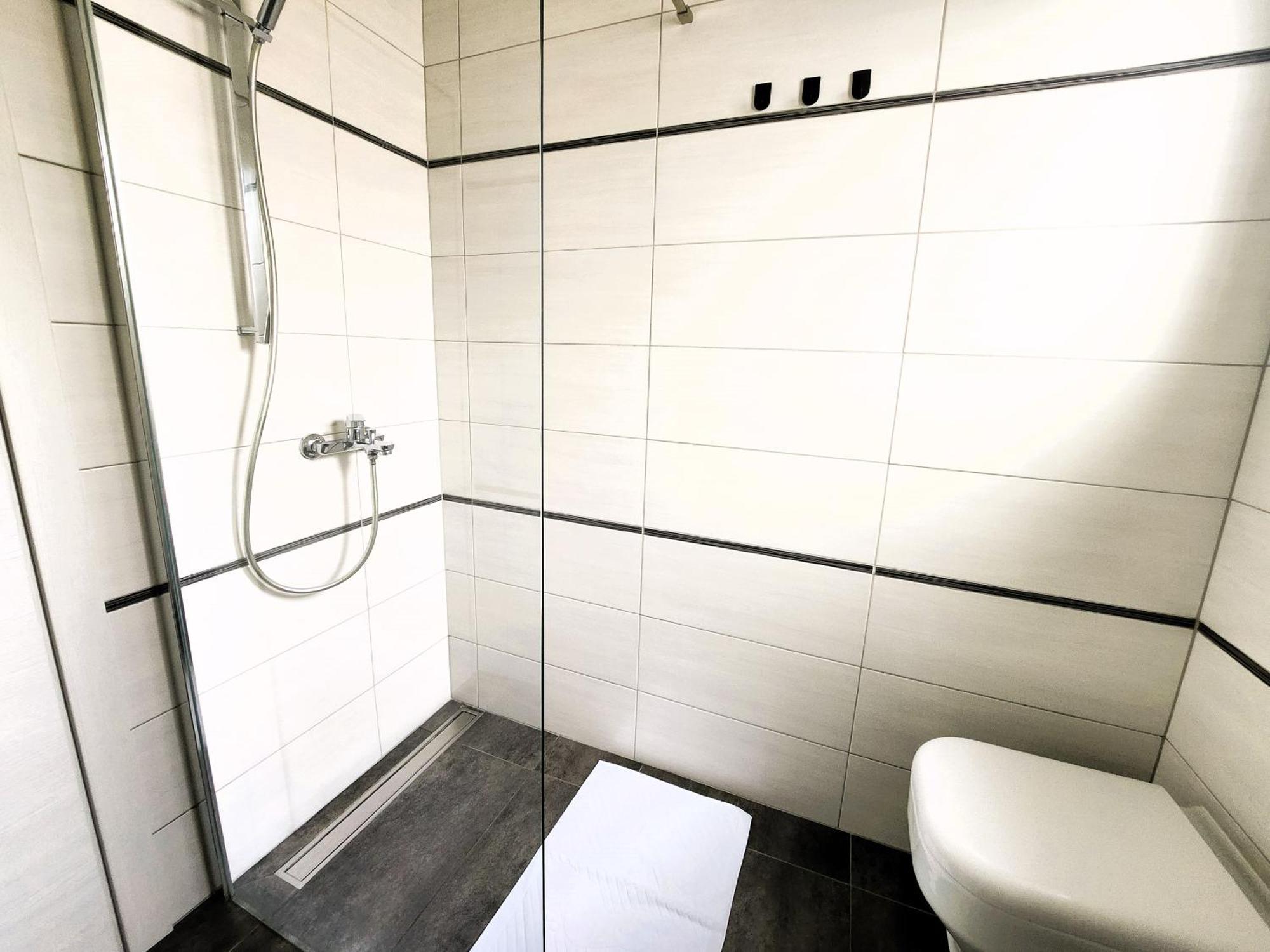 Apartments Maestral Malinska Luaran gambar