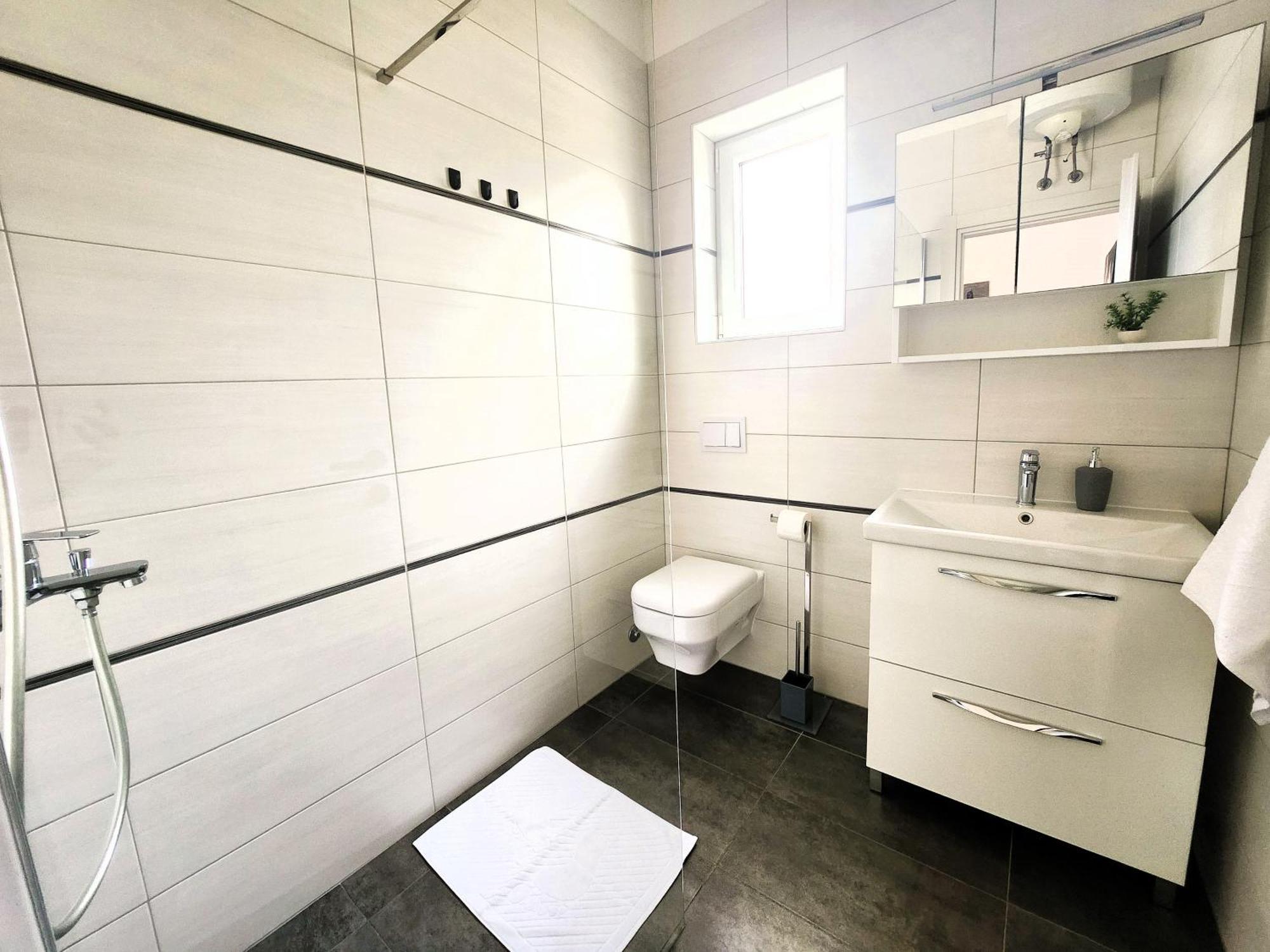 Apartments Maestral Malinska Luaran gambar