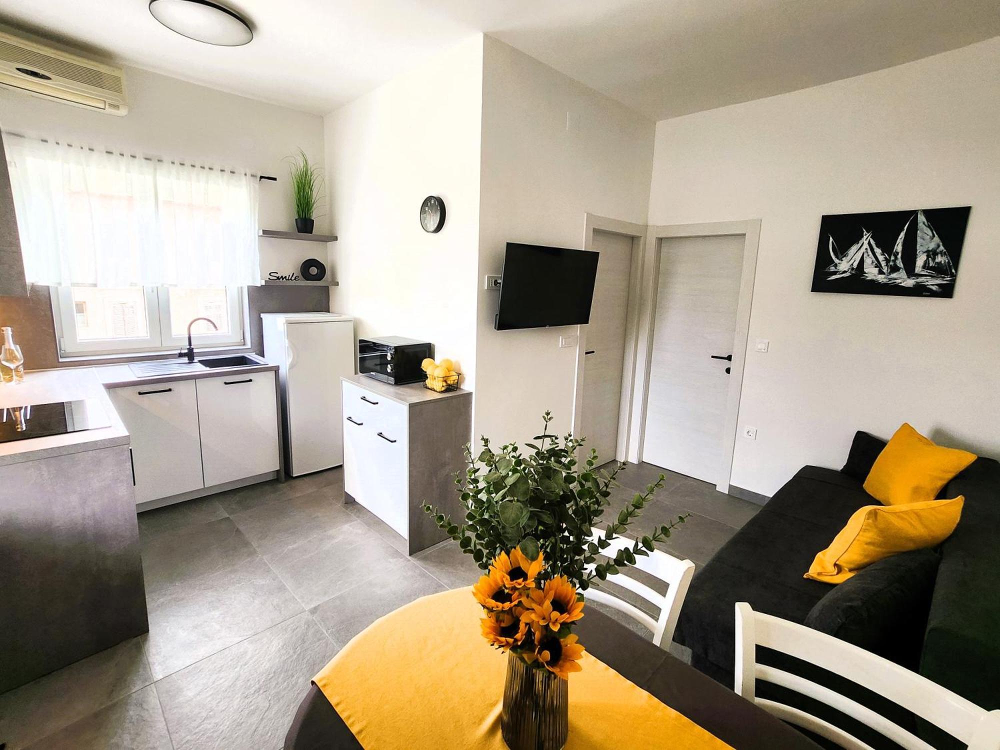 Apartments Maestral Malinska Luaran gambar