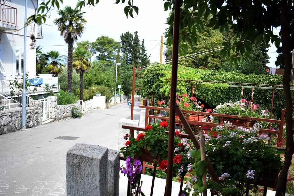 Apartments Maestral Malinska Luaran gambar