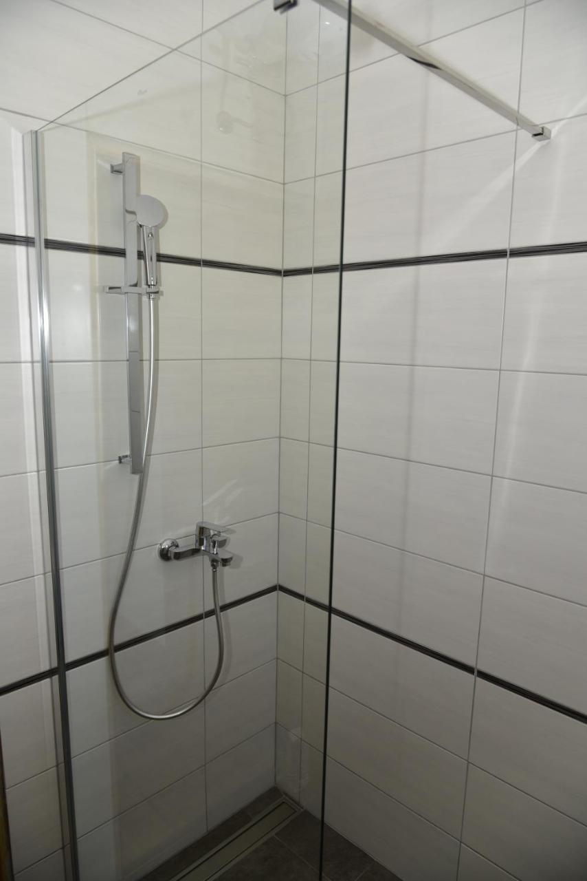 Apartments Maestral Malinska Luaran gambar