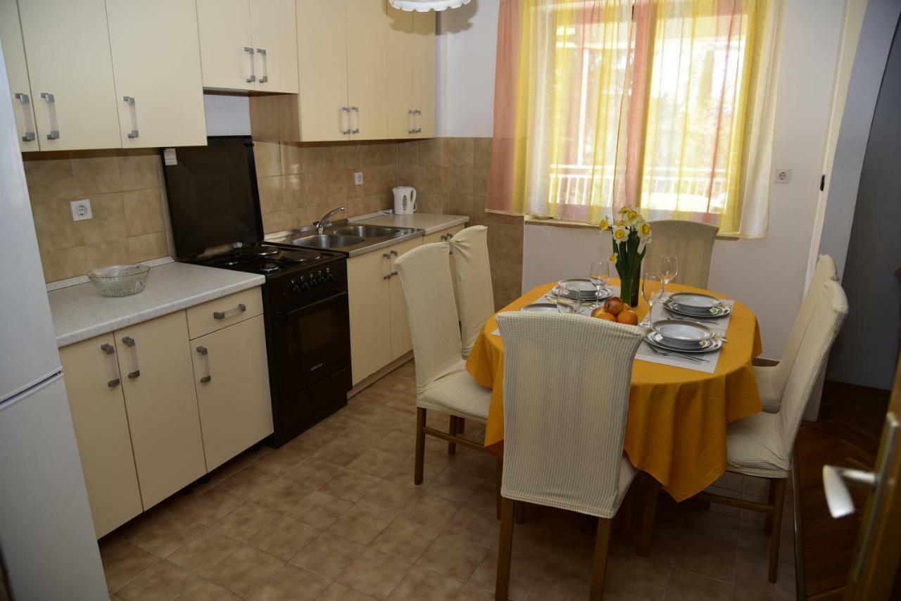 Apartments Maestral Malinska Luaran gambar